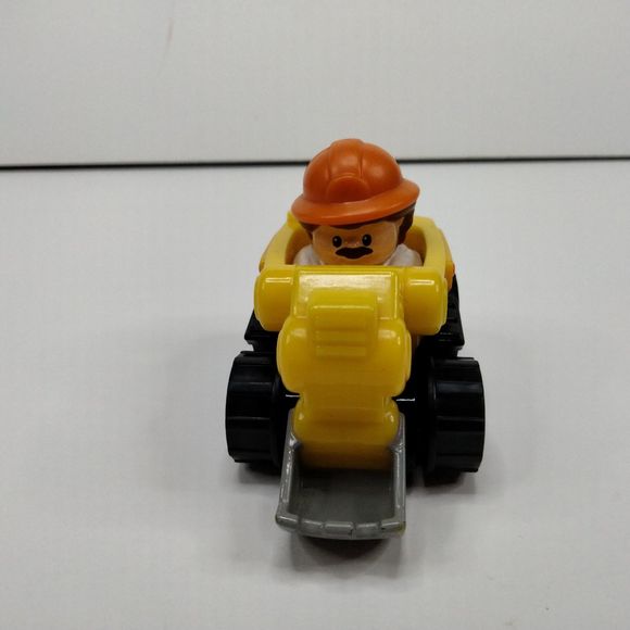 Fisher Price Little People Wheelies Excavator Construction Loader Movable Scoop - Picture 3 of 10